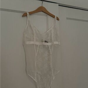 Delicate Cream Lace Chemise